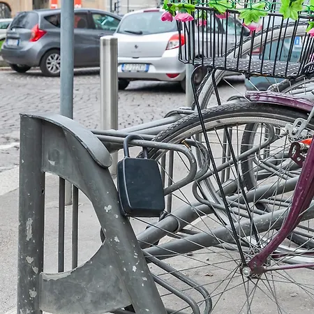 Apartment Stile E Comodita Nel Vivace Centro Di