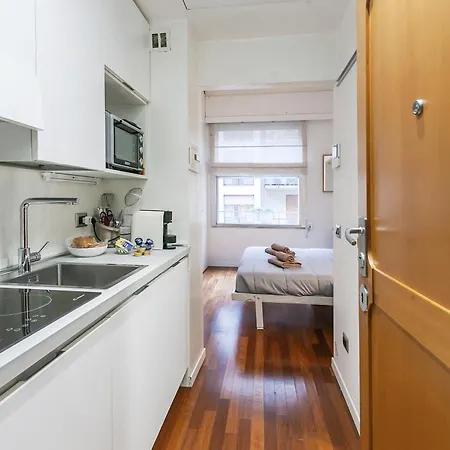 Stile E Comodita Nel Vivace Centro Di Mailand