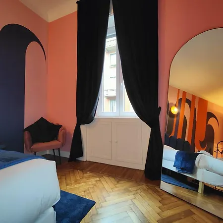 Luxury 2 Bedrooms And 2 Baths In Downtown With Ac, Wifi, Subway Aiport Conneted
