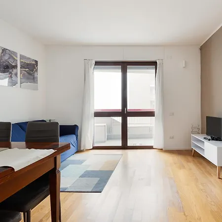 Brand New Apt With Terrace Apartamento