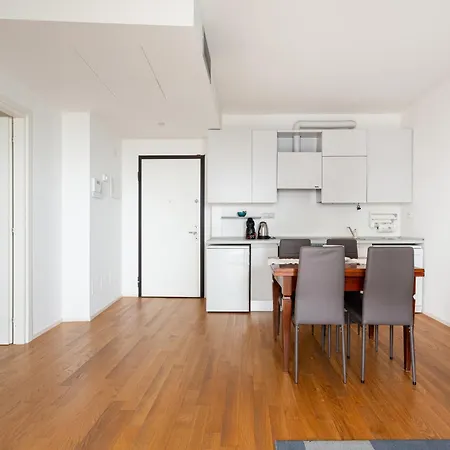 Brand New Apt With Terrace Apartamento