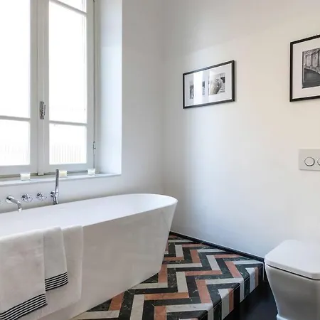 Apartment Eustachi Al 20 Milan