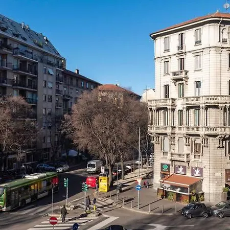 Eustachi Al 20 Apartment