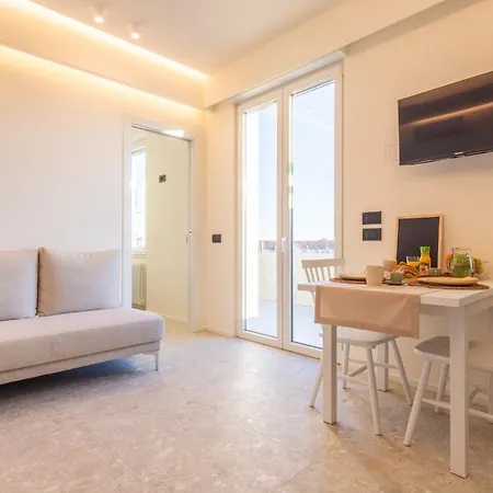 Albert's • Sunset Con Ampio Terrazzo *