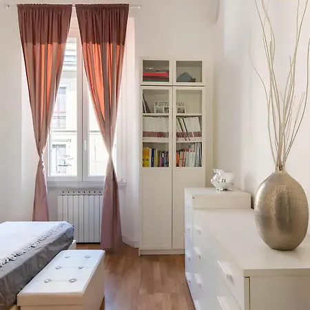 Апартаменты Charming Milanese Aparment Милан