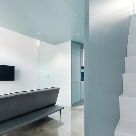 - 800 M Far From Lancetti Station * Milán