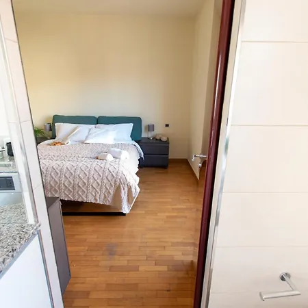 Apartment Ihost - Niccolini 21 Milan
