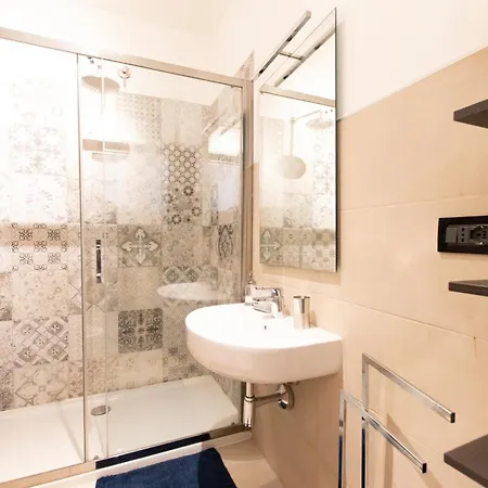 Ihost Luxury - Savona 112 *