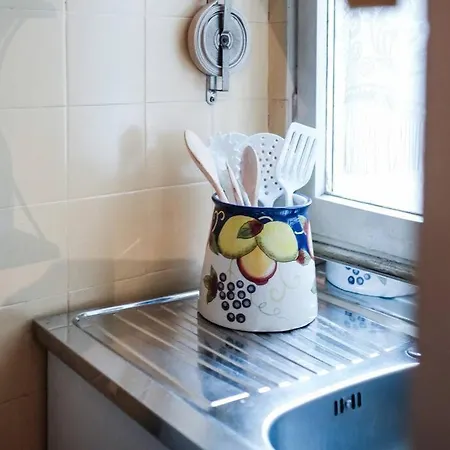 Apartment Mysa Properties - Monolocale Nel Cuore Dei Navigli