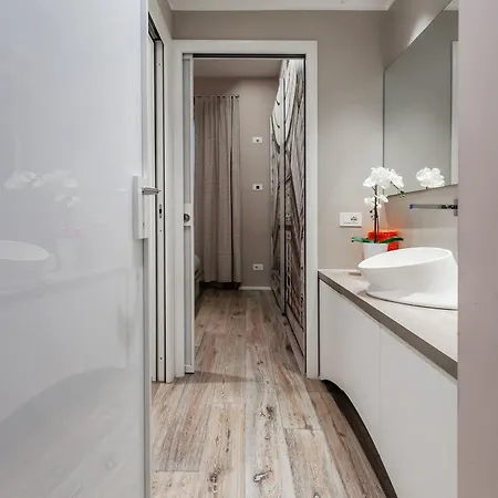 Orange M3 Duomo 12 Min Apartment