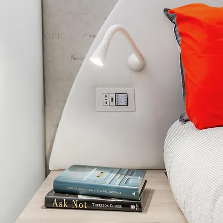 Orange M3 Duomo 12 Min Apartment