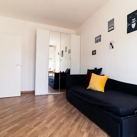 Abbiategrasso - Bocconi - 2 Da Letto Apartmán *