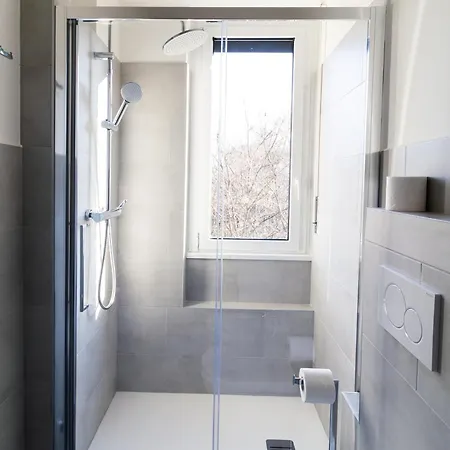 Abbiategrasso - Bocconi - 2 Da Letto Apartmán *