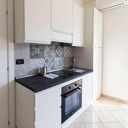 Bocconi - Agrippa - 2 Camere Da Letto 米兰