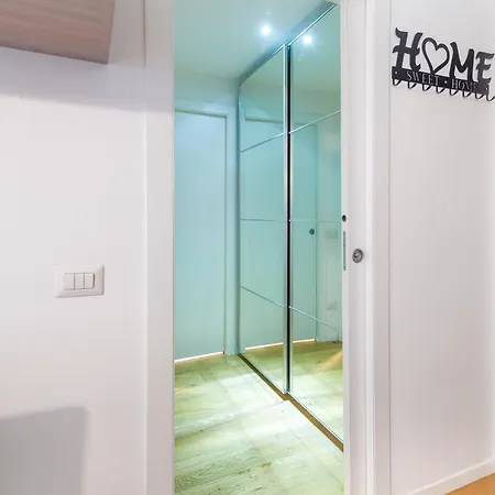 Charlotte's Home41