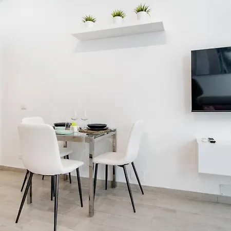 Tortona Navigli New And Cozy Апартаменты