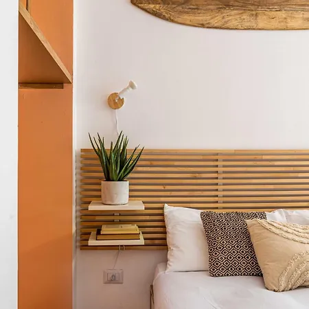 Apartment Little Bali In Milan, Arco Della Pace/ Sempione Milan