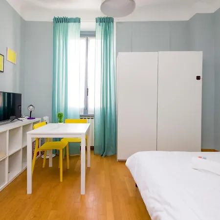 Minimal Design In Apartment Milan