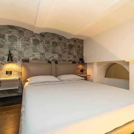 Prestigioso Loft In San Babila A 5 Min. Dal Duomo Lejlighed *