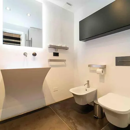 Prestigioso Loft In San Babila A 5 Min. Dal Duomo Mailand