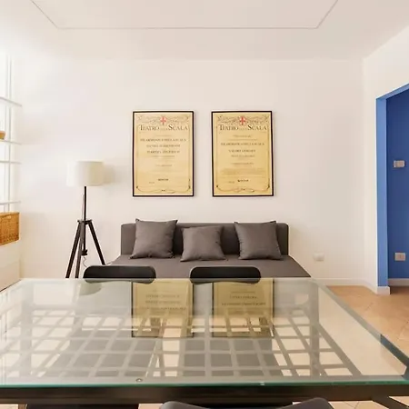 Daire Brand New Large Studio With Parking - Opera Studio Milano