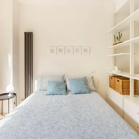 Brand New Large Studio With Parking - Opera Studio Daire *