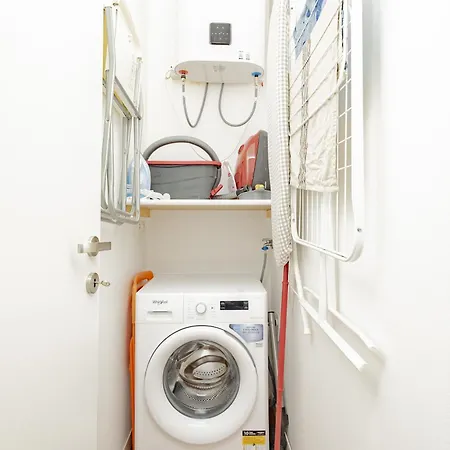 Xenia - Cozy Luminous Flat Near Navigli * Milan