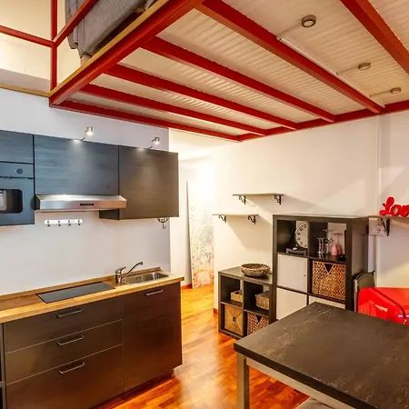 One Bedroom With Terrace Near Duomo Milano