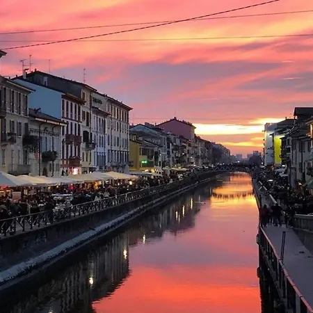 Apartament Nuovo Metro-tram Per Centro Citta Mediolan