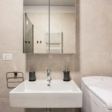 Unique In The Heart Of Apartment Milan