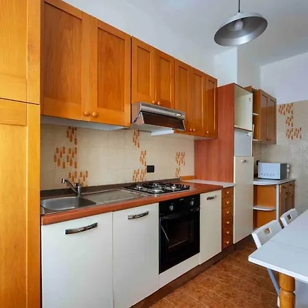 In Strategic Position Appartement