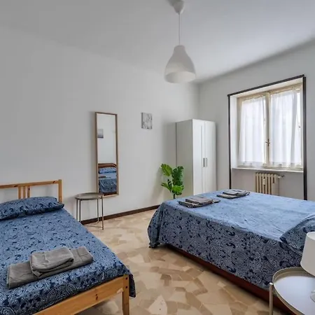 Appartement In Strategic Position Milaan