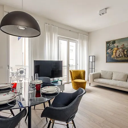1br Uberto Visconti Di Modrone A With Balcony In Apartamento Milán