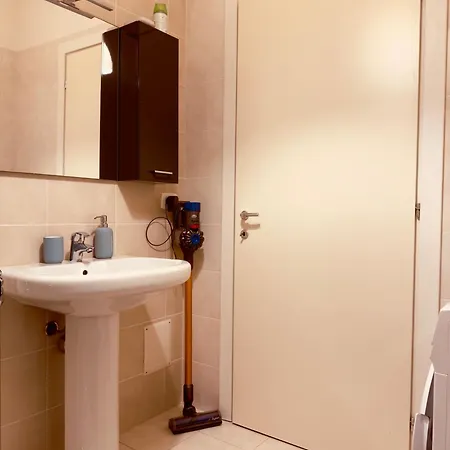 Felci Blu Metro Apartment Milan