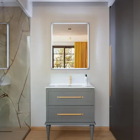 Home: Esclusivo E Moderno Apartment Milan