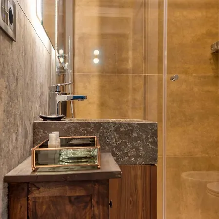 Suite Acquamarina - Appartamento Di Lusso In Galleria Buenos Aires Milão