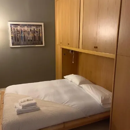 Bwr - In Porta Venezia, Kramer Daire