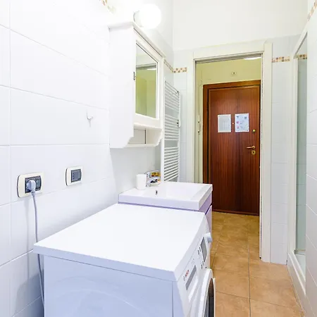 Apartment Purple Flat - Porta Romana Milan