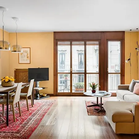 Apartment Elegant And Roomy Milan