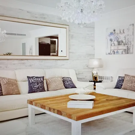 Perfect Location Apartment