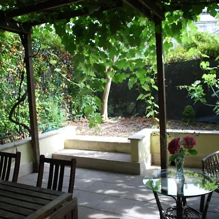 Apartment The Garden In Navil Milan