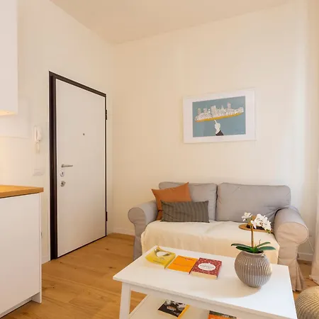 Apartment Ospitali - West Piccolo Nido Per Due Persone Ottimo X Partite O Concerti A San Siro