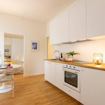 Guesthost - West Apartamento Milán