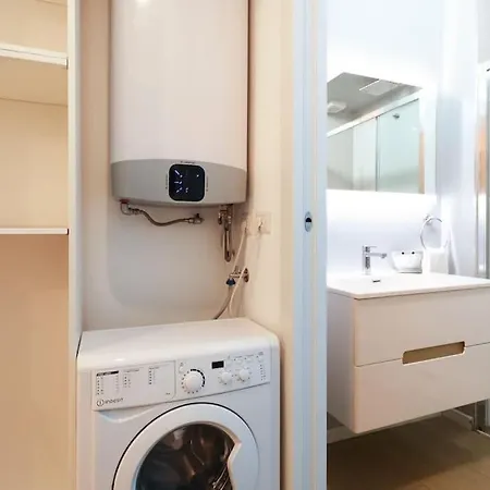 Contempora - Bilocale Via Verro * Милан