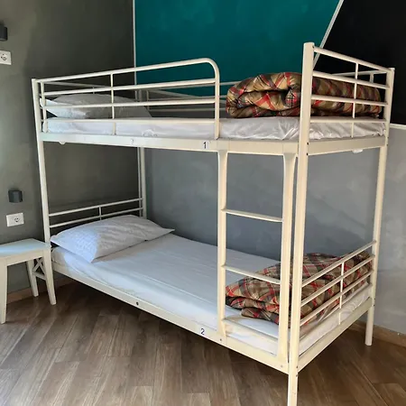 Hostel Gloria *