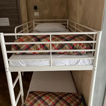 Gloria Hostel Milan