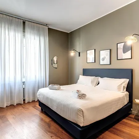 圣特克拉公寓 公寓 *