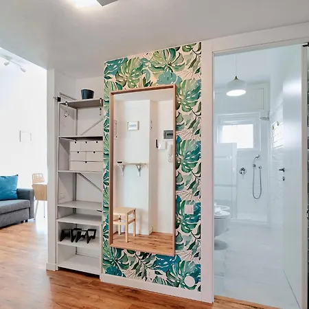 We - Casa Martini, מילאנו