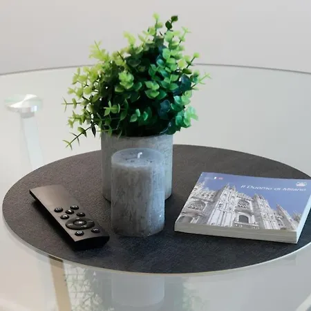 - Comfort Con Terrazza Apartment *