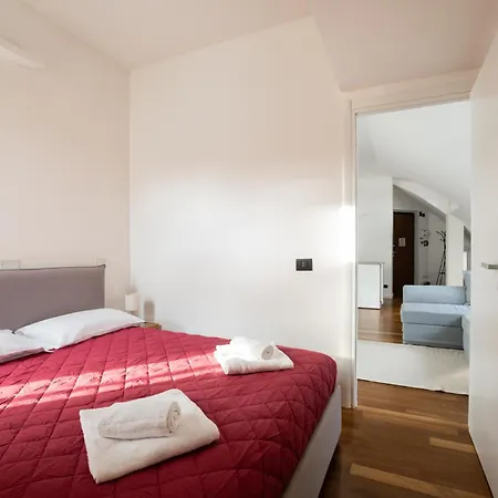 Apartment Meda-bocconi Milan
